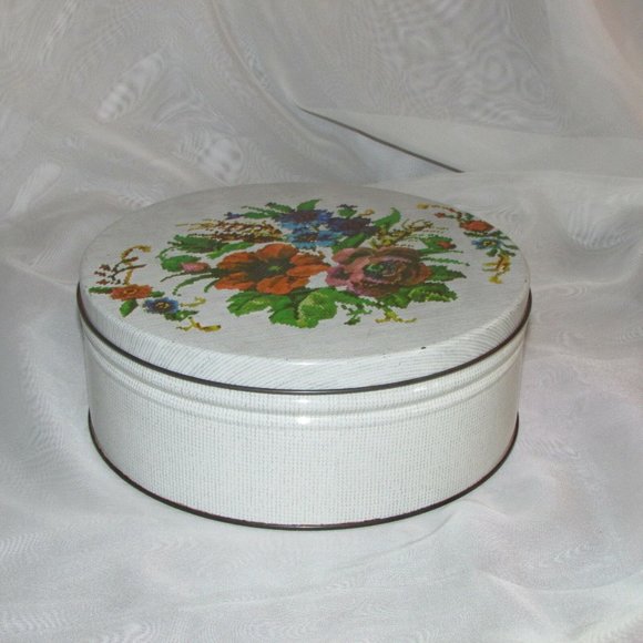 Vintage Cookie Biscuit Tin Floral Cross-stitch Round Metal Storage Canister - Picture 10 of 12